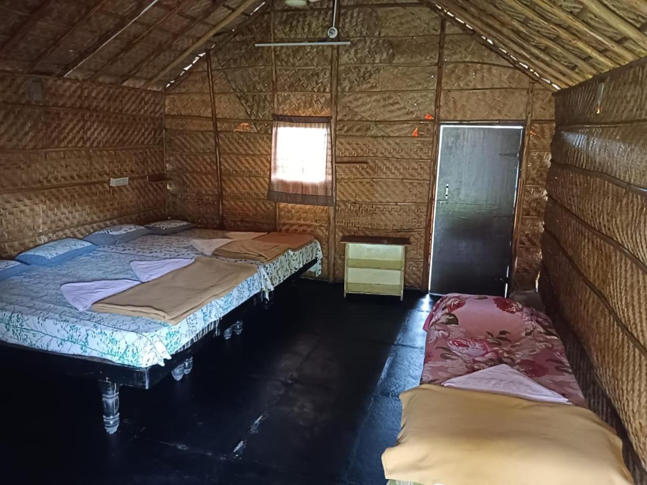 Monkey Paradise Хампи Екстериор снимка